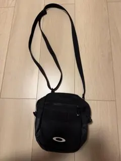 か*ん様 Oakley ブラック ショルダーバッグのサムネイル