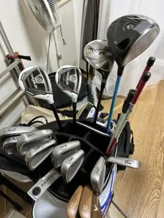 ゴルフクラブセット キャディバッグ付き　引き取り希望　引退セットまとめてのサムネイル
