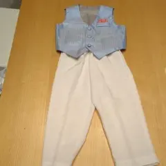 水色チェック柄ベストと白パンツのセレモニースーツ