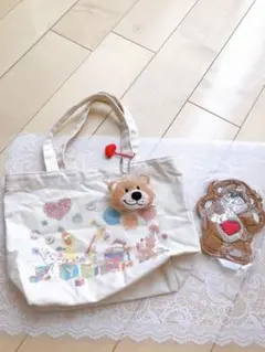 スージーズー　パスケース　トートバッグ