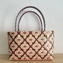 Item thumbnail for item 12ea47ae-9c08-4258-ab68-93c4808f1002