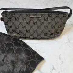 GUCCI アクセサリーポーチ ハンドバッグ GGキャンバス ブラウン