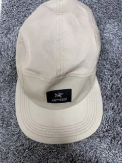 ARC'TERYX アークテリクス キャップ ベージュのサムネイル