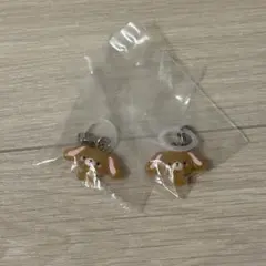 サンリオ　ゆるっとめじるしアクセサリー　くろうさ