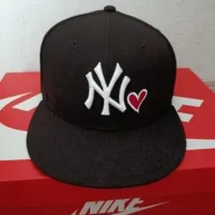 ニューエラ ヤンキース ロゴ ハート付き スナップバック！