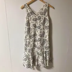 Banana Republic ペイズリー柄ノースリーブワンピース