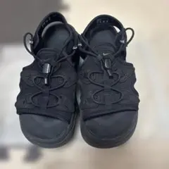 NIKE AIR MAX COCO ナイキ　ココ　ブラックのサムネイル