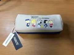 PEANUTS Wファスナーペンポーチ　フレンド　スヌーピー　COCOART