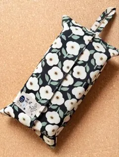 北欧風レトロ花柄×ブラック　ボックスティッシュケース