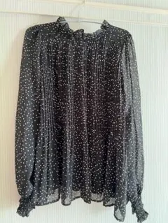 fifth ドット柄プリーツブラウス