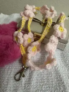 ハンドメイド 花柄スマホショルダーストラップ ネックストラップ