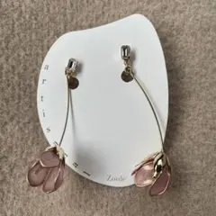 Zoule フラワーモチーフピアスのサムネイル