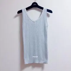 Rady　大人のラメリブニットトップス　タンクトップ　シルバー　Vネック　夏服のサムネイル