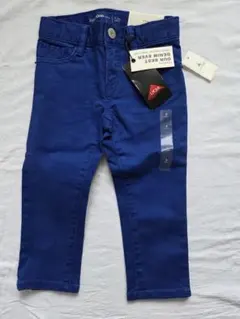 Item thumbnail for item 11d5f6e4-059b-4cb8-8920-f152f5598152