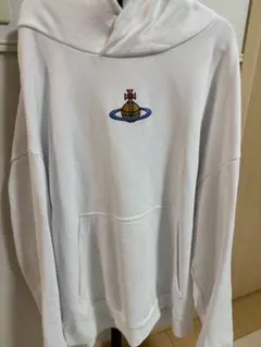 ホワイト フード付きパーカー