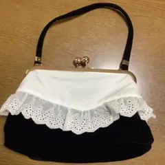Bibiy. サブリナ レースハンドバッグ がま口デザイン - メルカリ
