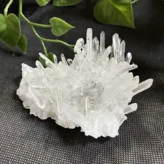 天然石 天然水晶ポイント クラスター 357g 水晶さざれ入り受皿付き
