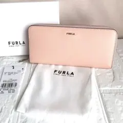 FURLA CLASSIC XL ZIP A4U 長財布 ホワイト - メルカリ