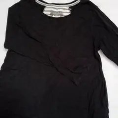 送料無料　匿名　黒い長袖Tシャツ クルーネック