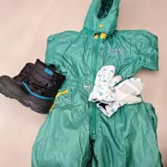 子供用スキーウェアとIGNIOブーツ、手袋セット