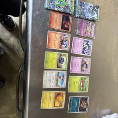 ポケモンカード 200枚 まとめ売り キラ、ホロ、R - メルカリ