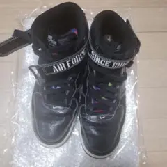 t*9様 Nike AirForce 1 Mid LX 