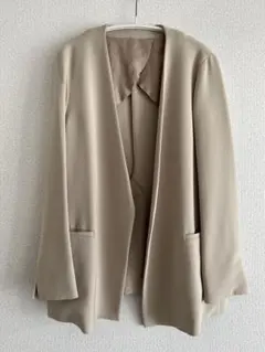 リエス　ノーカラージャケット ベージュのサムネイル