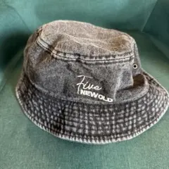 NØИSENSE × ベイブレードX：リバーシブルバケットハット　完売品 NØИSENSE × ベイブレードX：リバーシブルバケットハット 完売品 - メルカリ