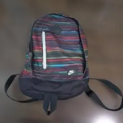 Nike ストライプデザイン リュック