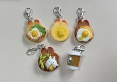 チャーム　フェイクフード　ミニチュア　うさぎ　めだまやき　コーヒー　5個
