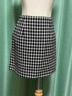 【GU】チェック柄台形スカート