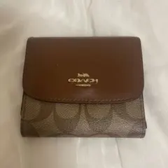 COACH 三つ折財布