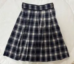 CECIL McBEE ネイビーとホワイト　チェックスカート Sサイズのサムネイル