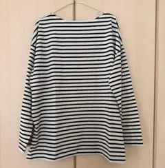 黒✕白ボーダー柄 長袖Tシャツ Mサイズ