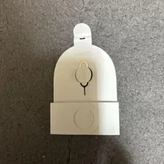 SIMピンとiPhone16空箱