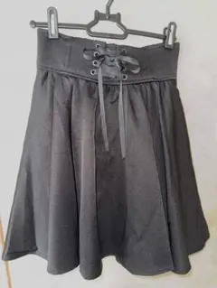 【量産型、地雷系】 INGNI フレアスカート レースアップ 黒