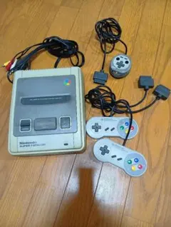 【ジャンク品】任天堂 スーパーファミコン 本体 コントローラー2個➕️1個