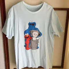 UNIQLO KAWS セサミストリート ブルー 半袖 Tシャツ XL