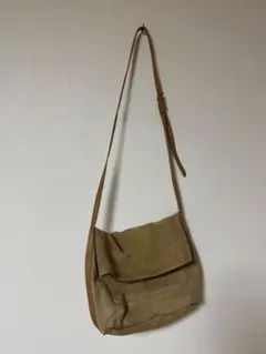 ベージュ スエード フラップ付き ショルダーバッグ　ヴィンテージ