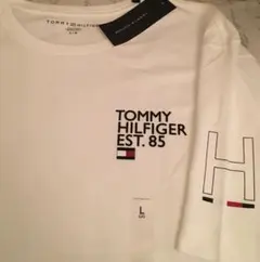 ロゴ入り　トミーヒルフィガー半袖Tシャツ　新品