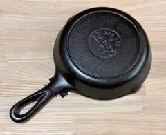 Coleman 鋳鉄製 スキレット 蓋付き 収納袋付 - メルカリ