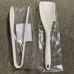 ゴムベラ スパチュラ トング ヘラ ターナー シリコン 調理器具 ホワイト