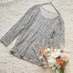 シュカ　美品　総柄カットソー　レオパード柄　長袖　トップス　綿混　L ベージュ