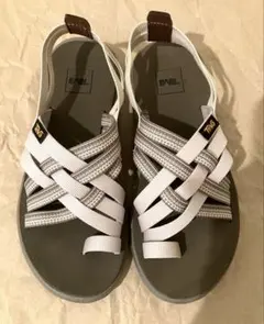 Teva VOYA STRAPPY ボヤストラッピー サンダル 23cmのサムネイル