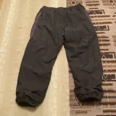 カジュアルパンツ 黒 サイドポケット付き