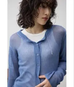 【値下げ】AZUL BY MOUSSY シアークルーネックボタンカーディガン