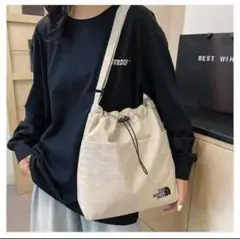 タグ付き ザノースフェイス ショルダーバッグ ベージュ