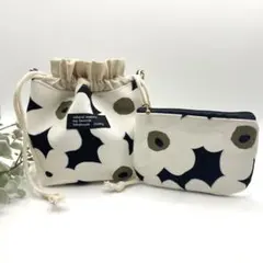 【芯あり】バッグの中がすっきり整う◎巾着＆ミニポーチ2点セット｜北欧風花柄