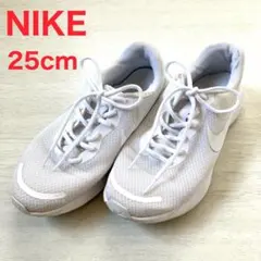 即購入OK☆NIKE ナイキ　スニーカー　白　25cmのサムネイル