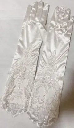 レース付きウエディンググローブ